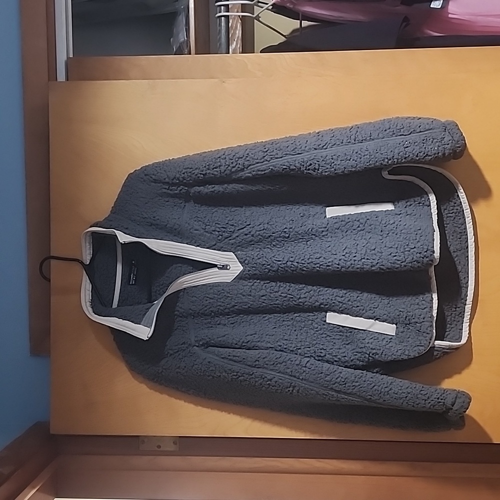 Abercrombie & Fitch women’s m Soft Sherpa hoodie